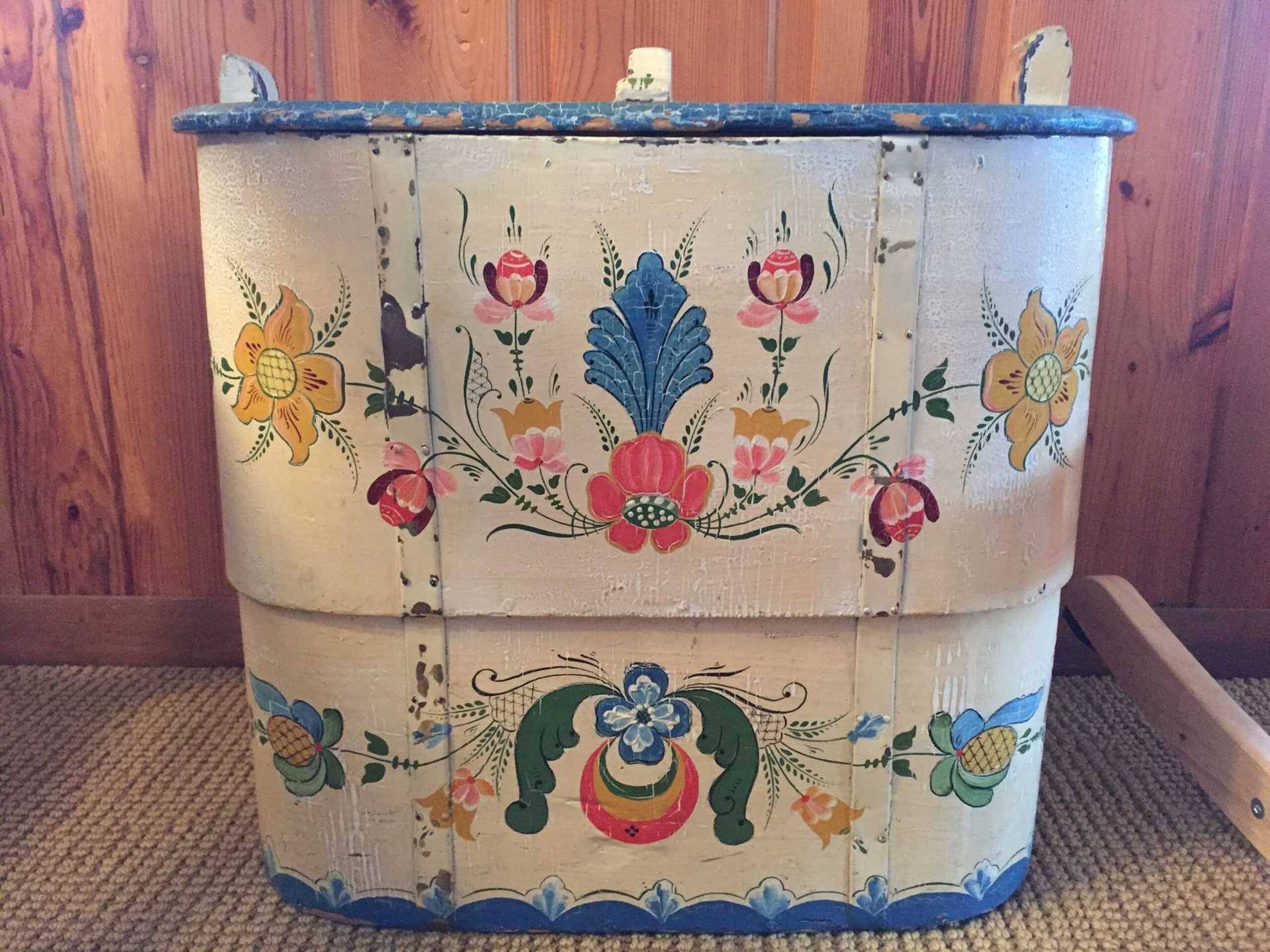 Trunk adorned with various flower paintings