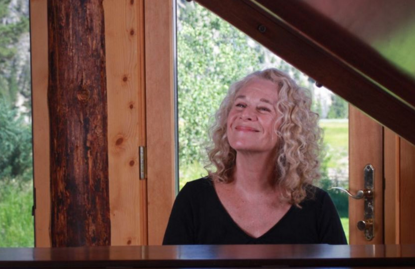 Carole King at piano