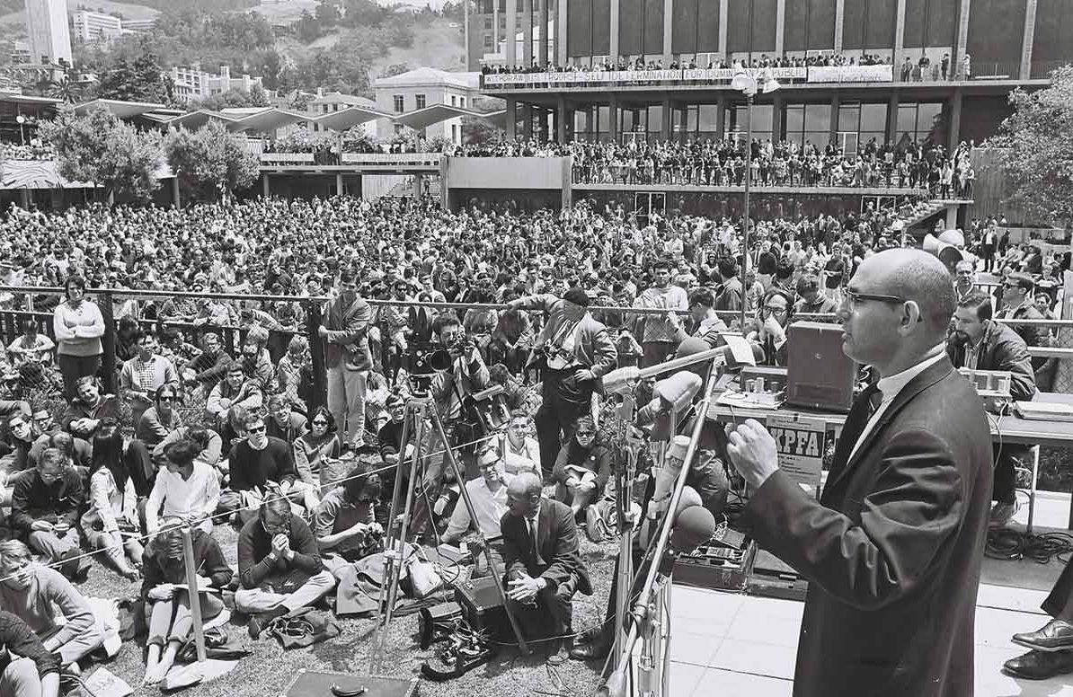 Students protesting at the University of California-Berkeley, May 21, 1965
