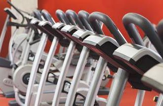 Follow these tips to avoid extra fees at health clubs.