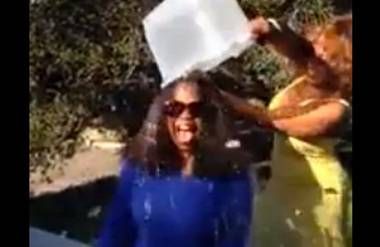 Oprah participates in ALS Ice Bucket Challenge