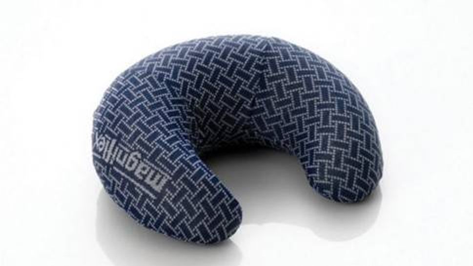 allergen-free Magniflex Travel Pillow 