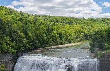 The Middle Falls At Letchworth State Park in the Finger Lakes