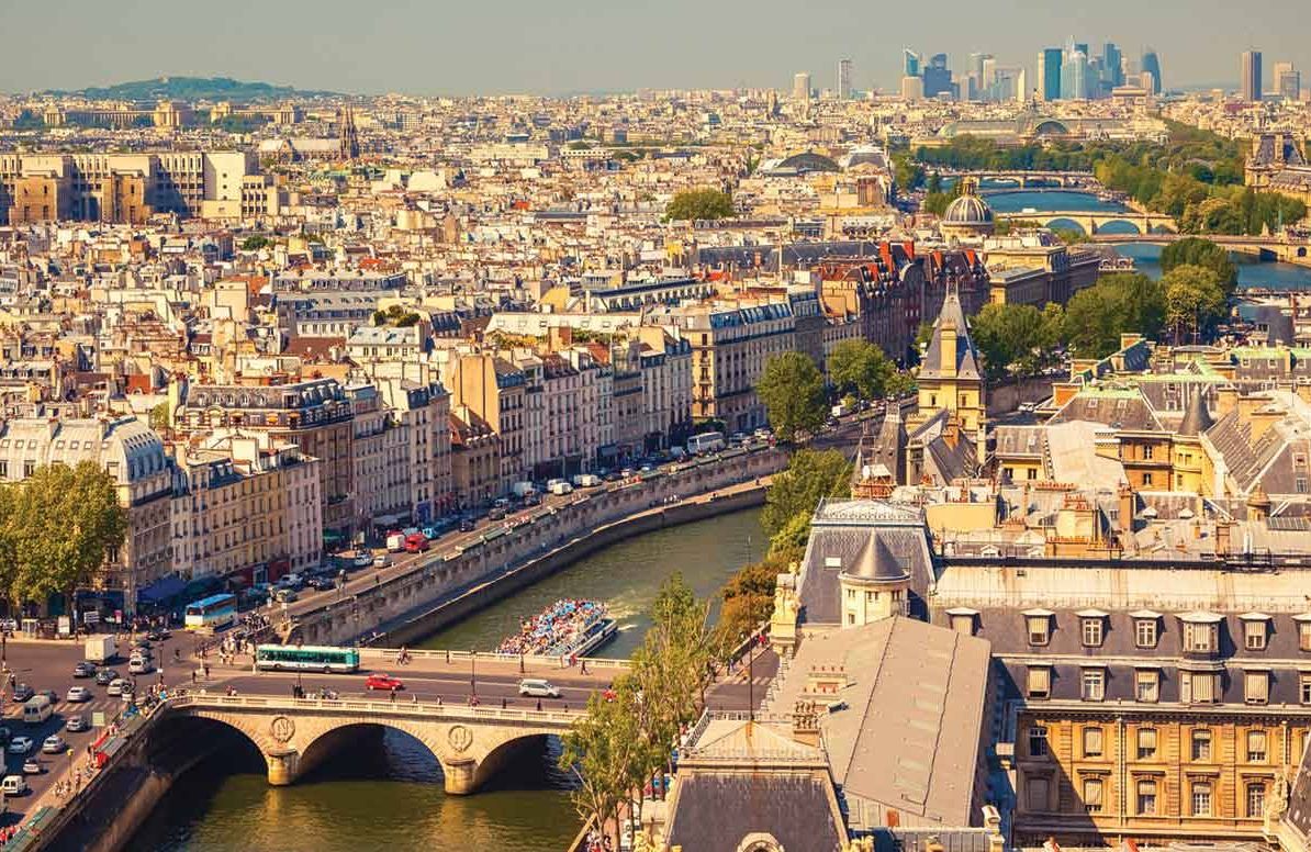 Paris skyline