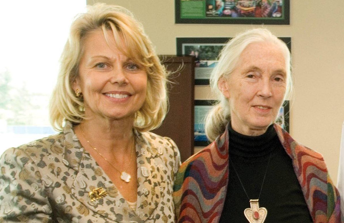 Barb Schmidt with Jane Goodall