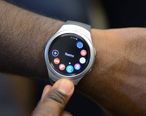 Close-up of the Reemo smart watch.