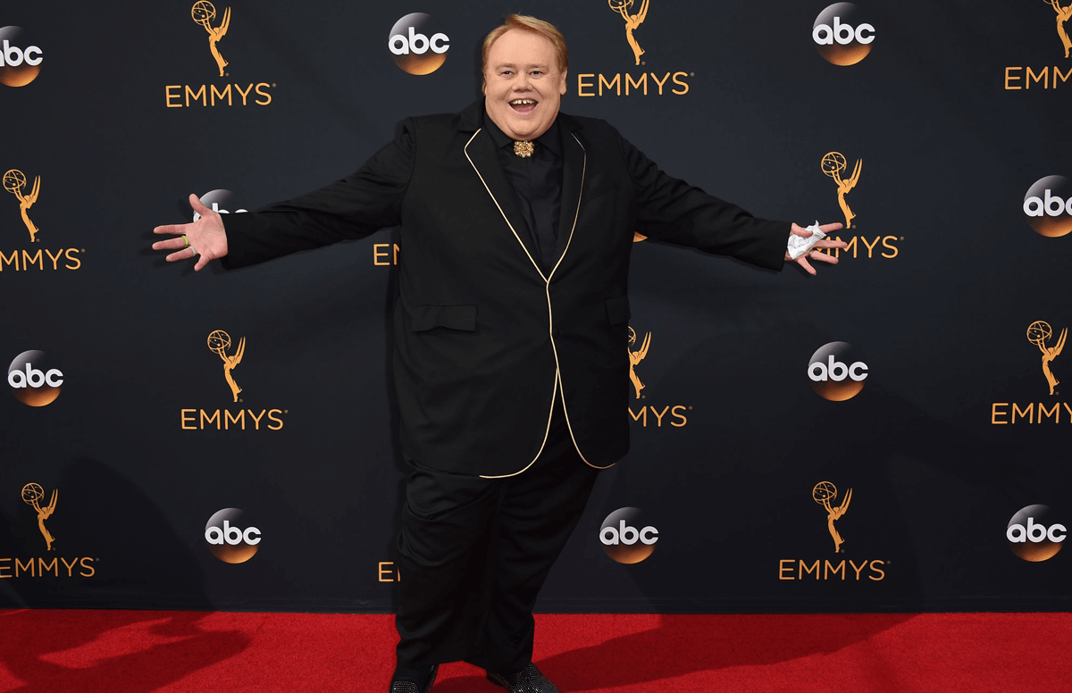 Louie Anderson at the 2016 Primetime Emmy Awards