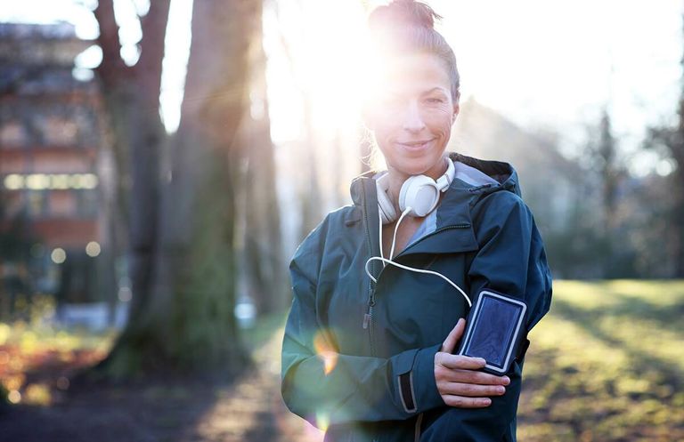 a-list-of-great-smartphone-fitness-apps-for-older-adults