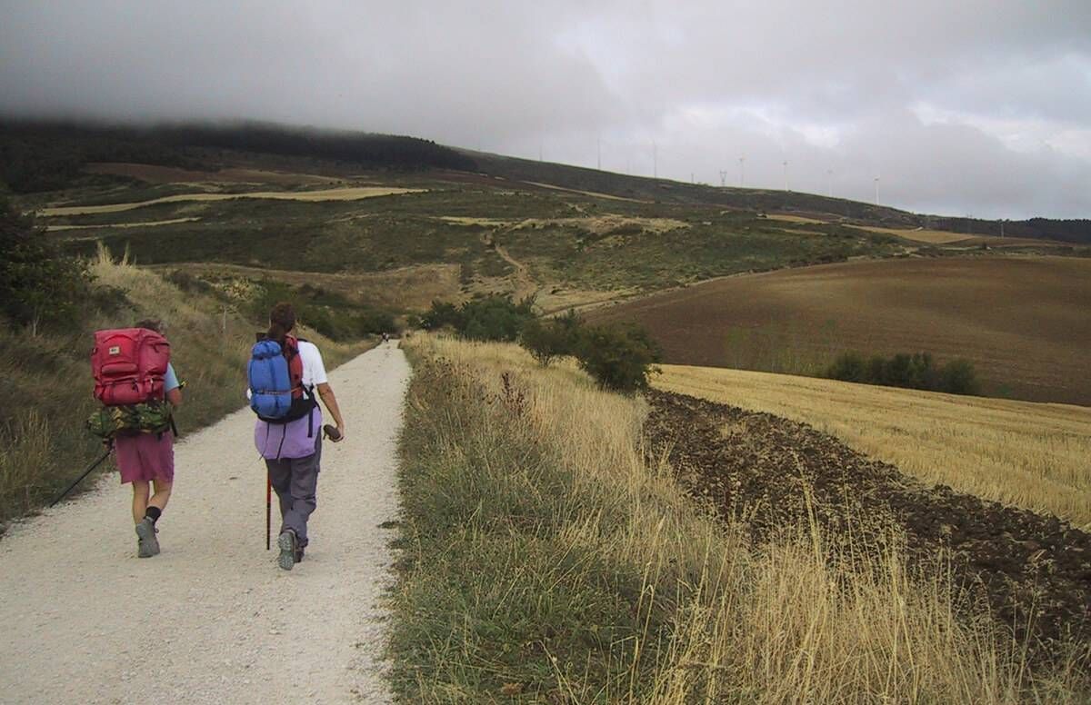 Long distance outlet walking trails