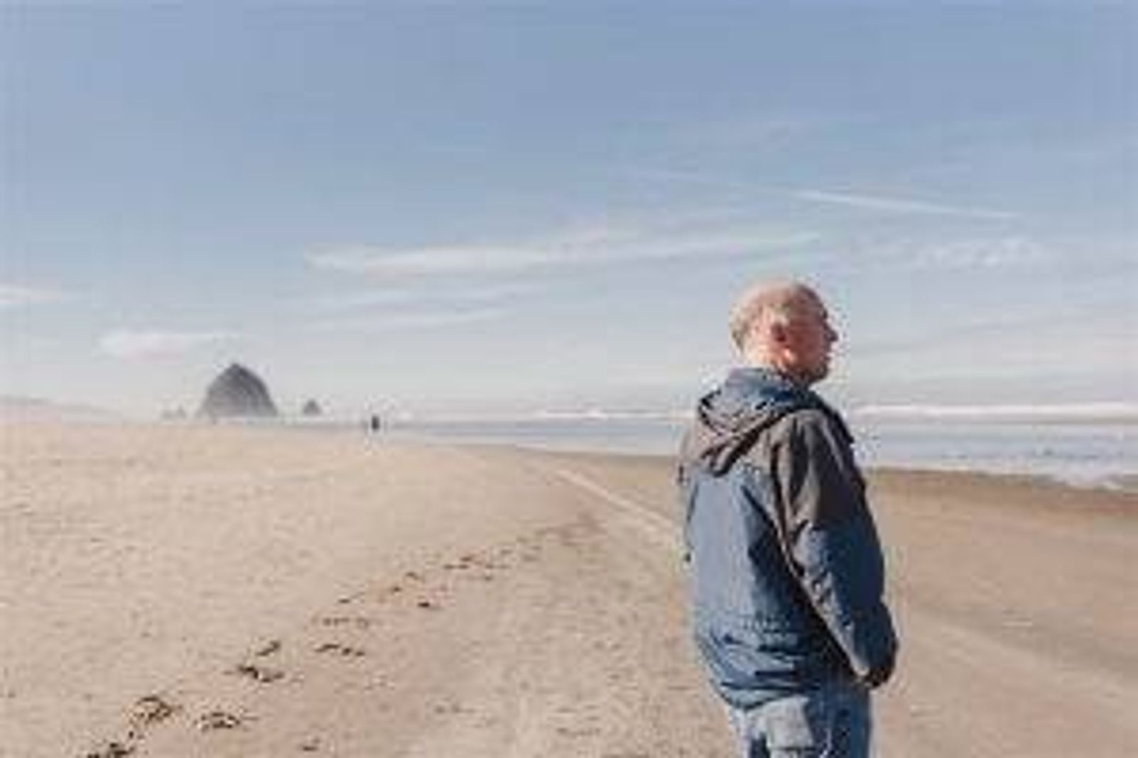 Mark Schmitt hiking in Oregon.