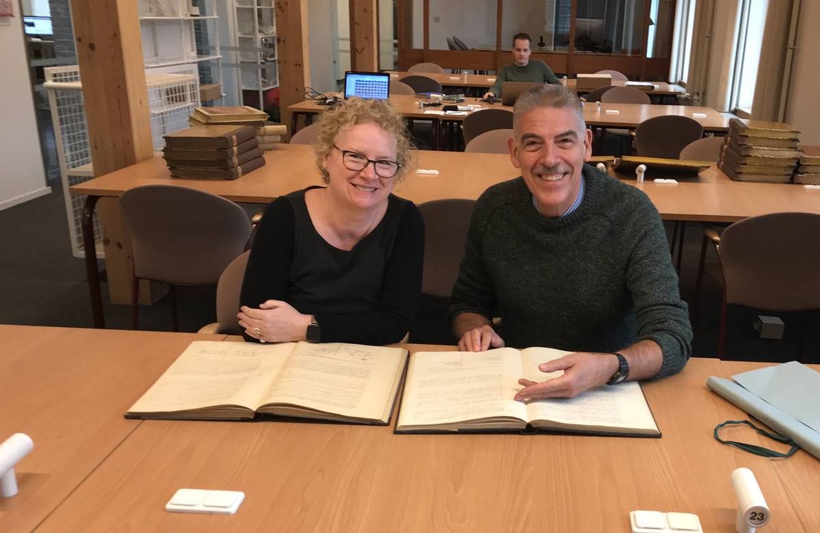 Marijke Vroomen Durning with genealogist Bart Aerssens