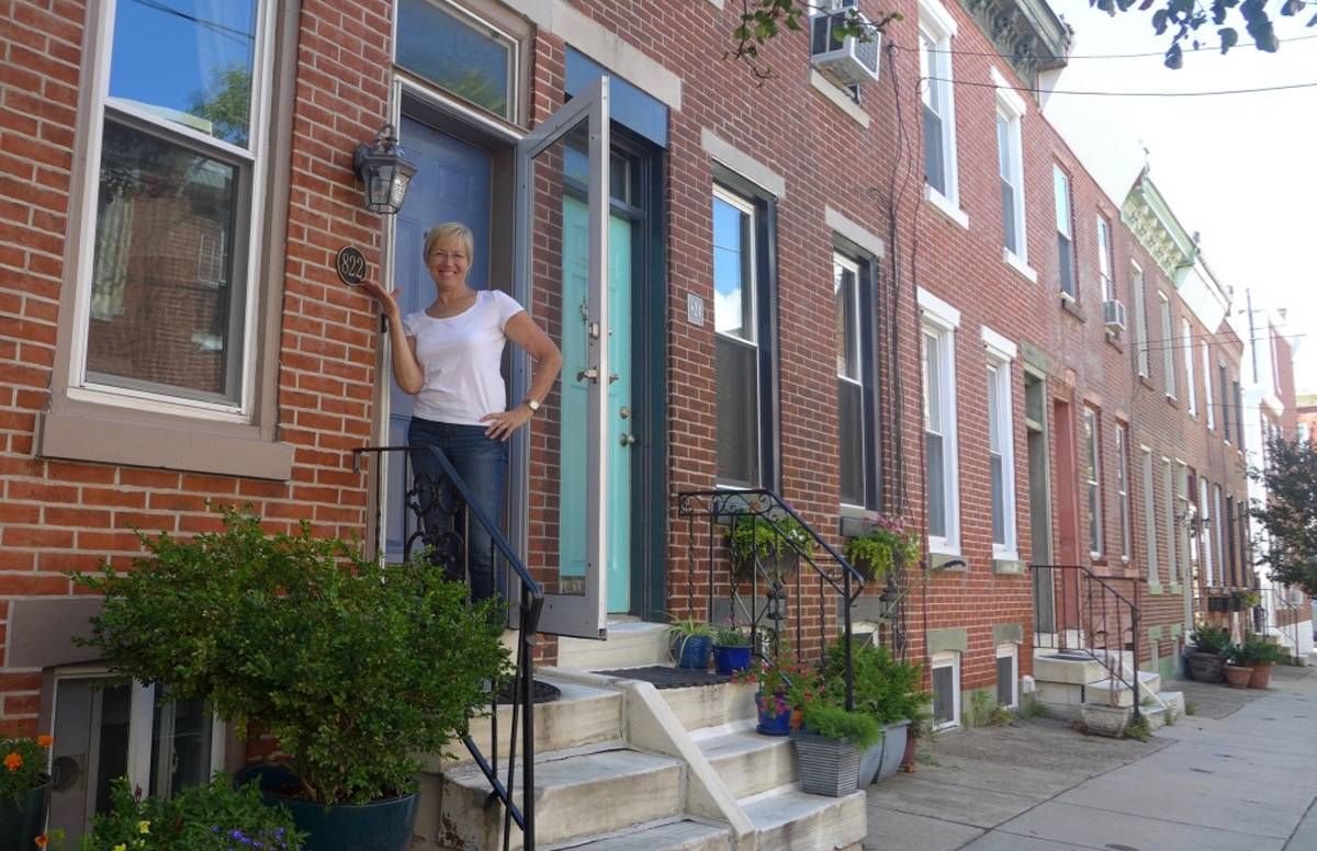 Brenda Lange, who is struggling to sell her house due to the coronavirus pandemic