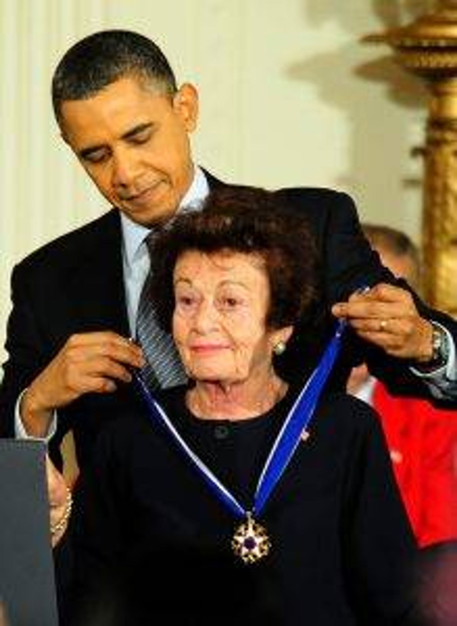 Gerda receiving the Presidential Medal of Freedom from President Obama in 2011