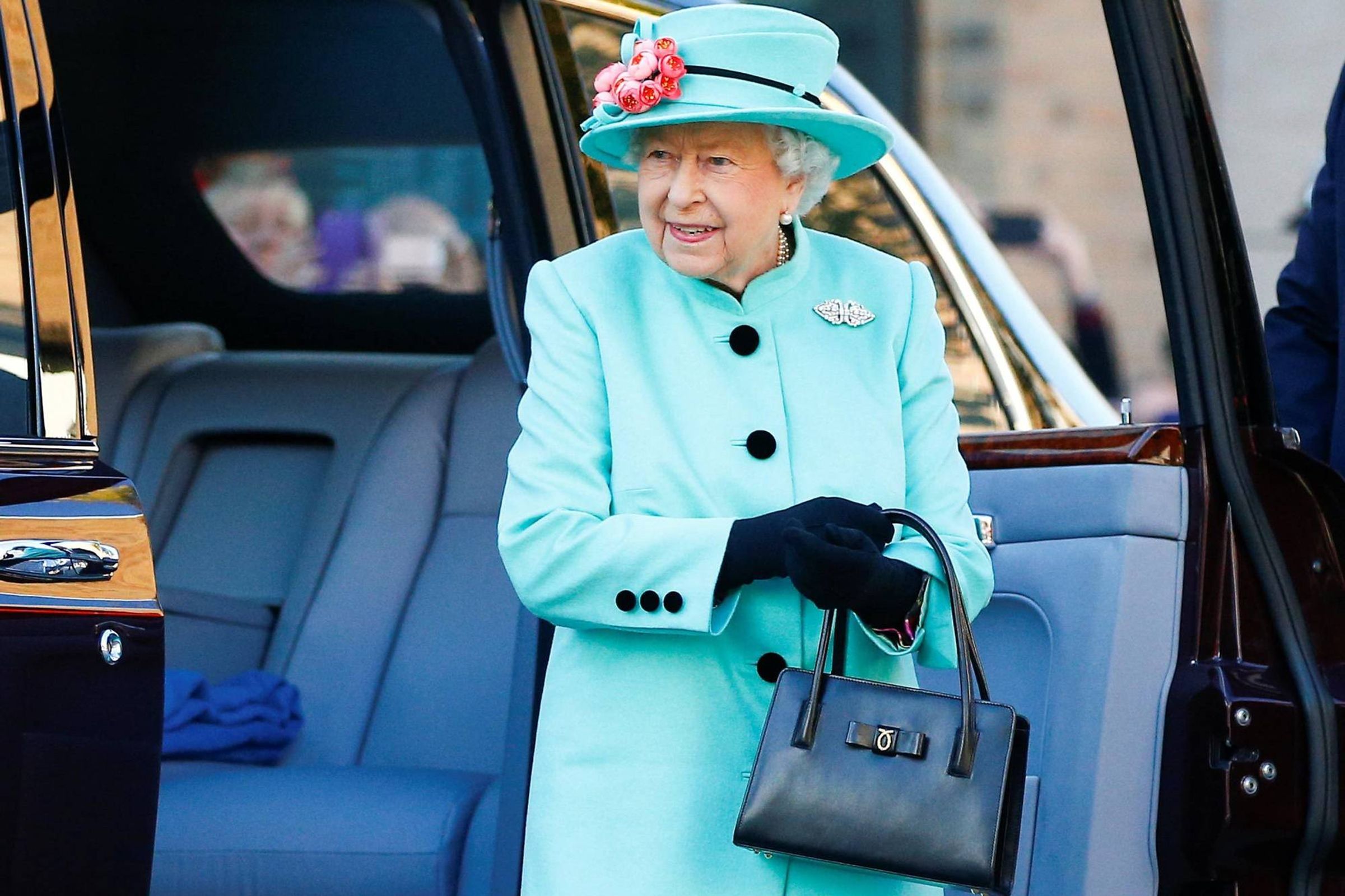 Queen Elizabeth, Next Avenue