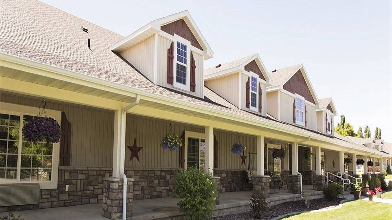 A row of assisted living homes on a sunny day. Next Avenue, senior living, independent living