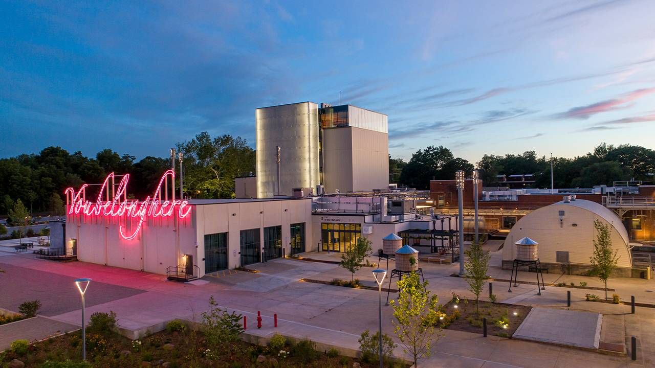 The exterior of an art museum. Next Avenue, museums, Arkansas, the momentary