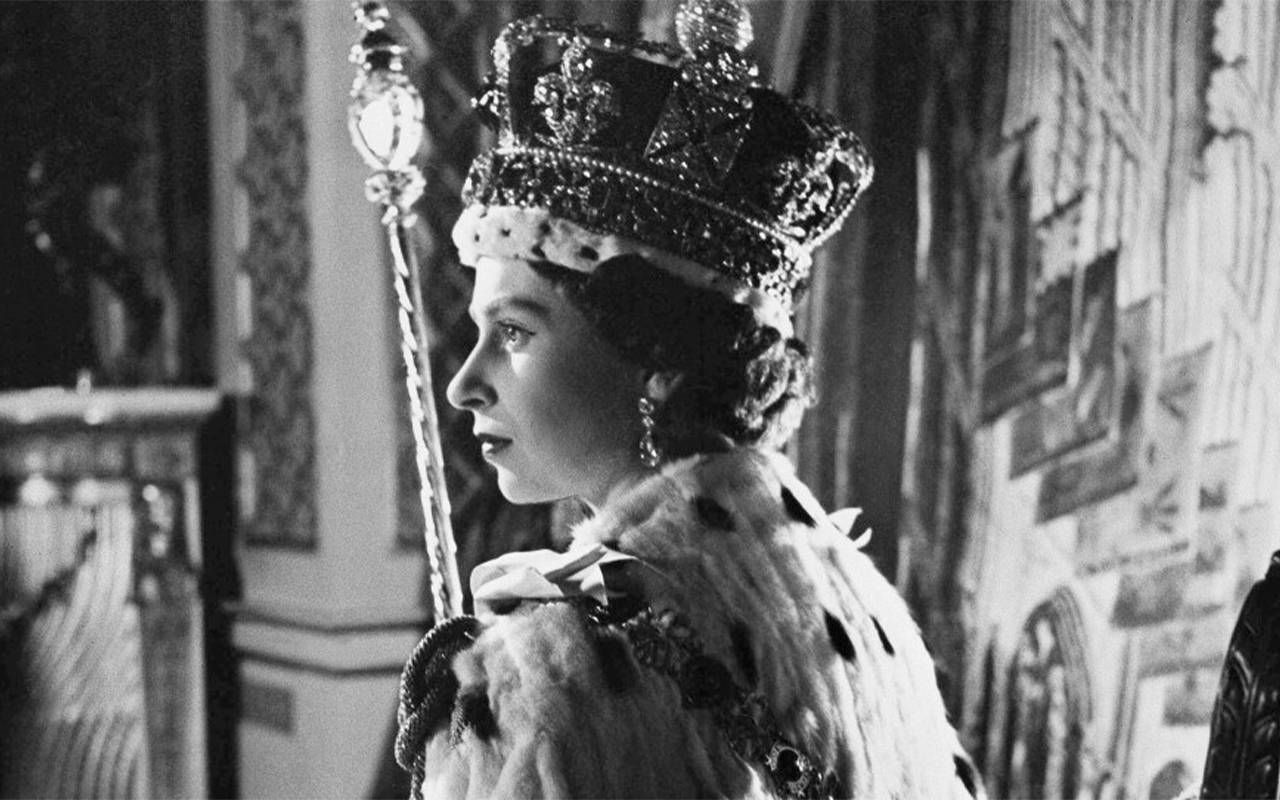 A young Queen Elizabeth wearing a crown. Next Avenue, institutional memory, institutional knowledge