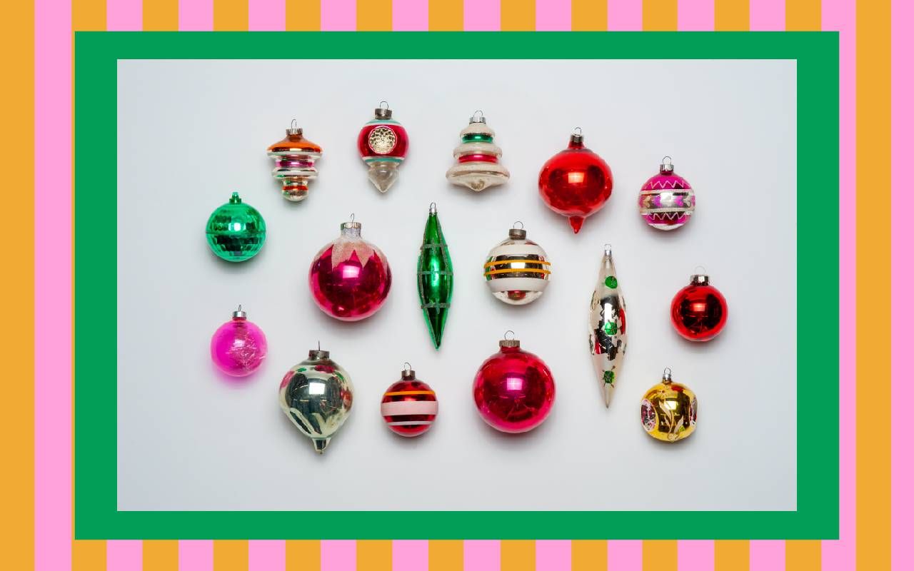 We Thought We'd Seen Every Kind of Christmas Tree Decoration, Until We Saw  These