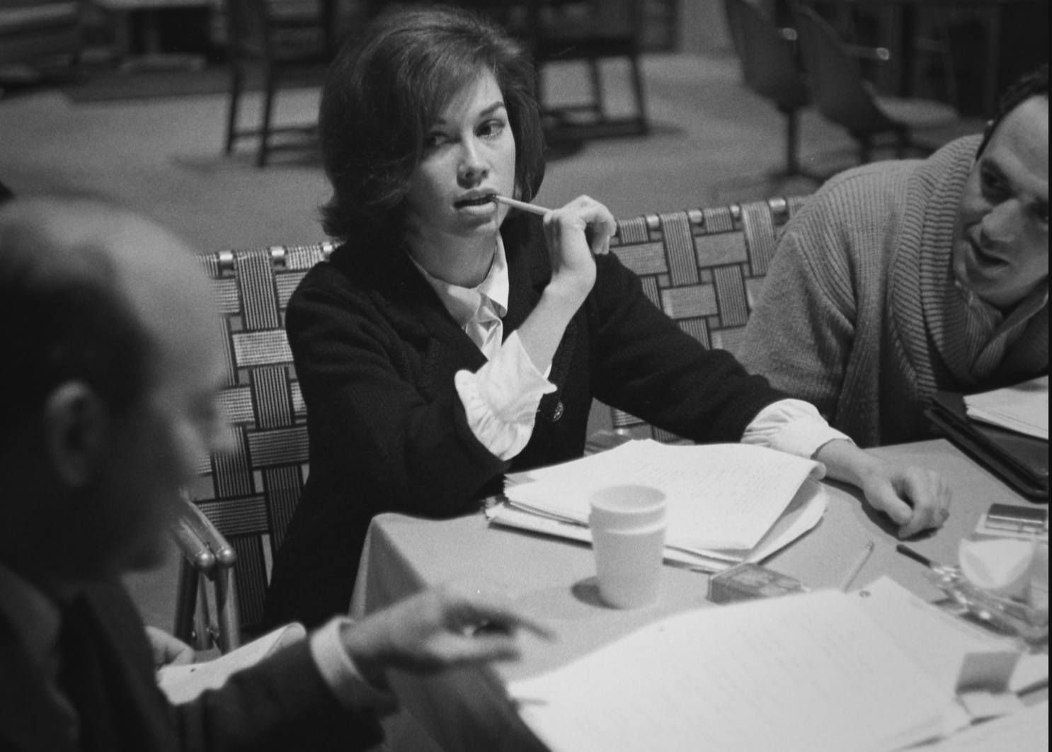 Mary Tyler Moore at table read for The Dick Van Dyke Show