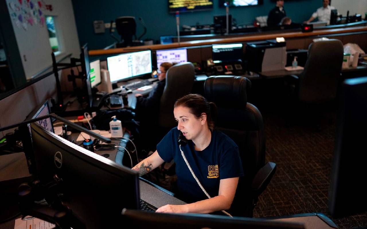 A person answers a 911 emergency call from their department dispatch center. Next AVenue, 911 when to call