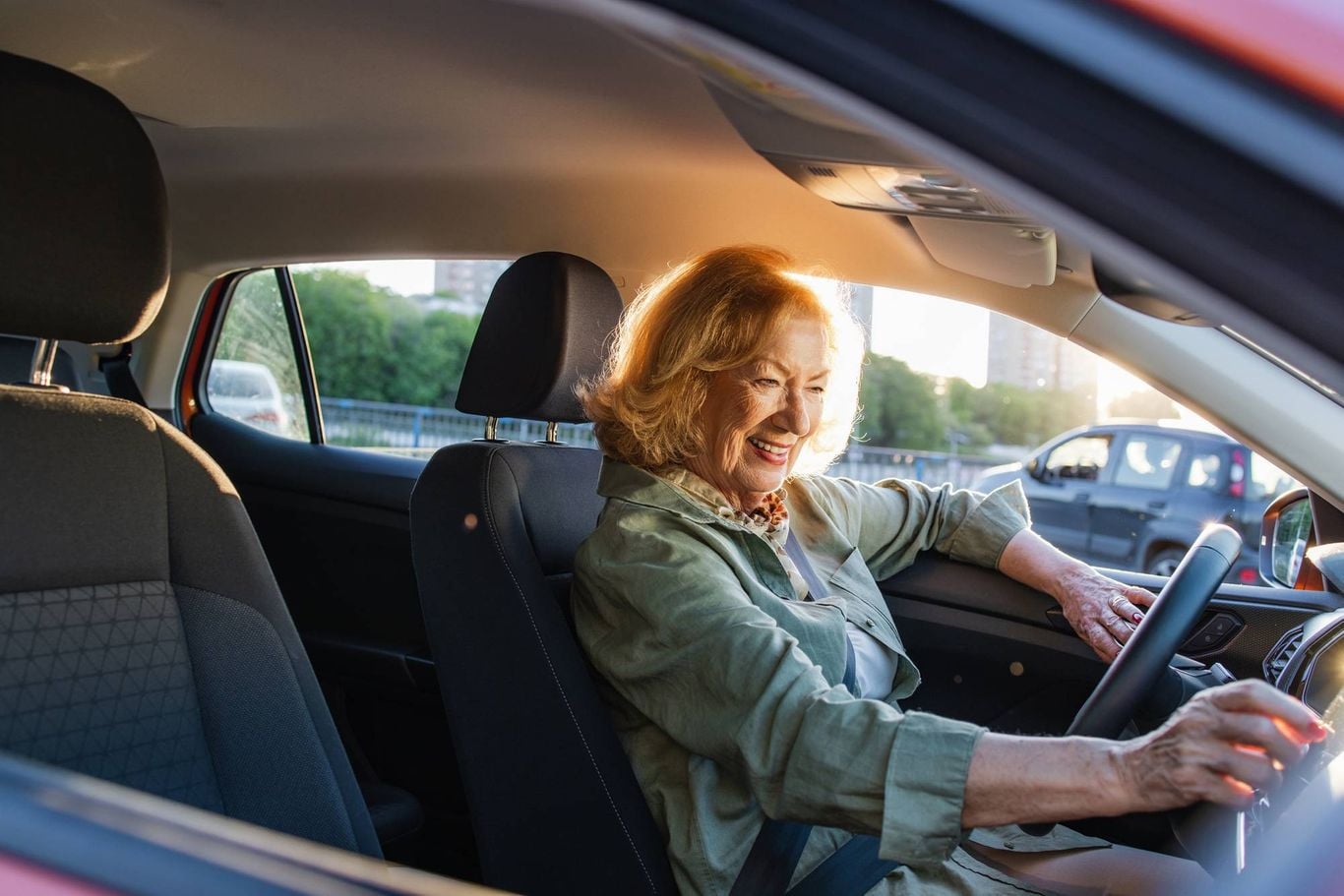 5 Ways to Avoid Getting Scammed When Buying a Car