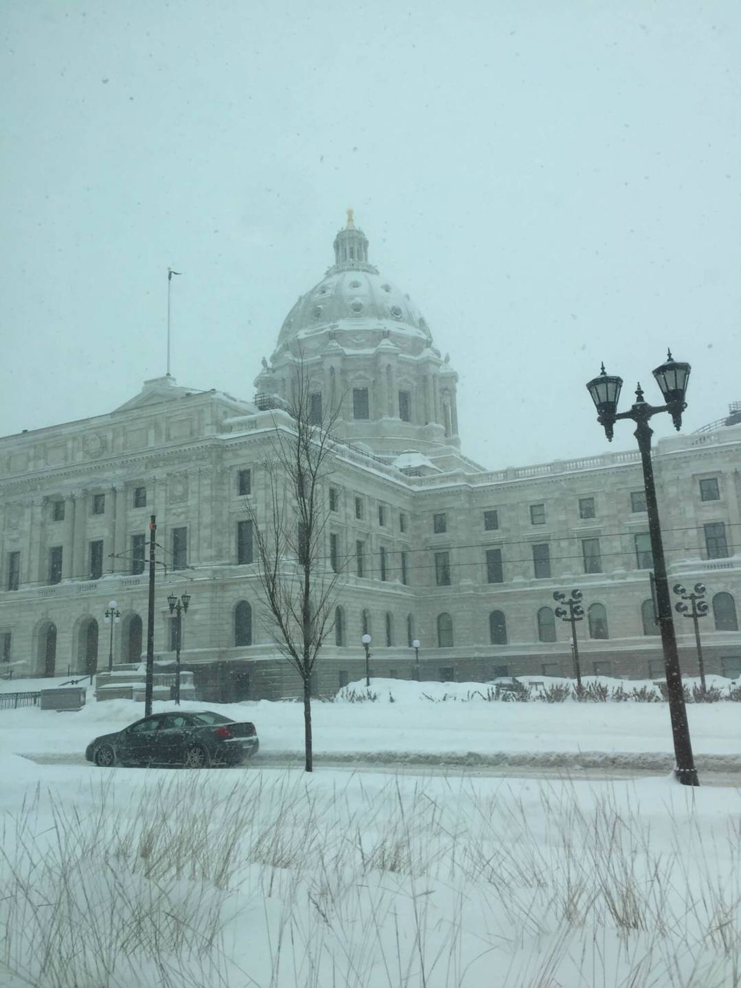 A snowy day at the Capitol.