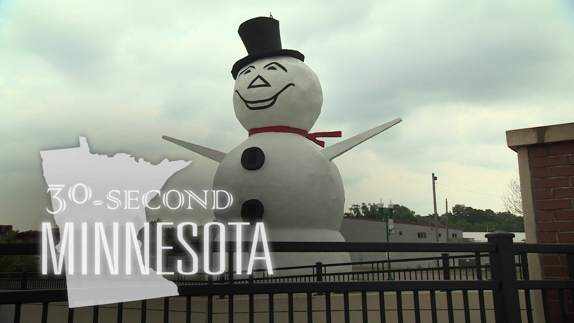 30-Second Minnesota: The World's Largest Stucco Snowman
