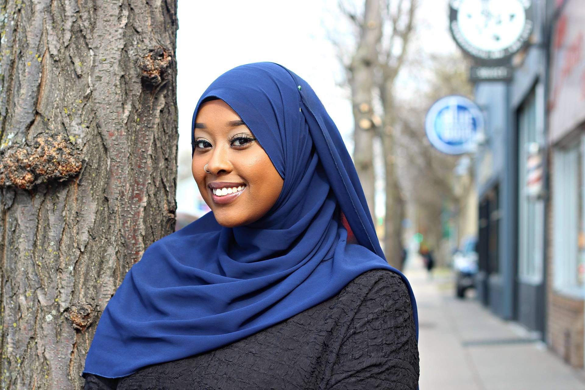 After being detained in an Ethiopian prison, Muslim Shero Nimo Omar translated her profound experience into a career as a labor-rights organizer for Minnesota's East African communities.