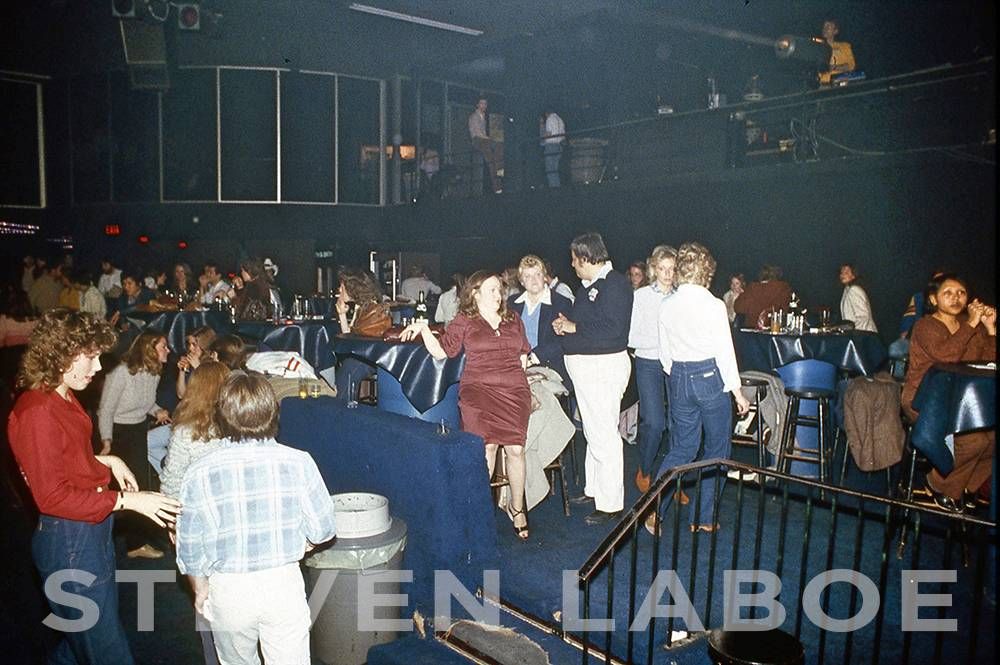 Uncle Sam's Main Room, October 1977. That dreaded blue carpet.