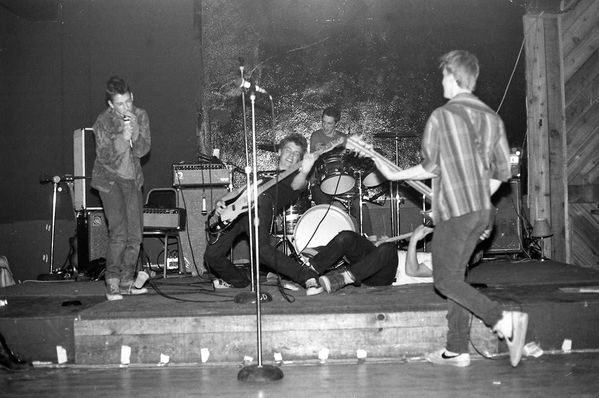 Loud Fast Rules performing the Sex Pistols "Bodies" in 1982, with the producer doing a cameo.