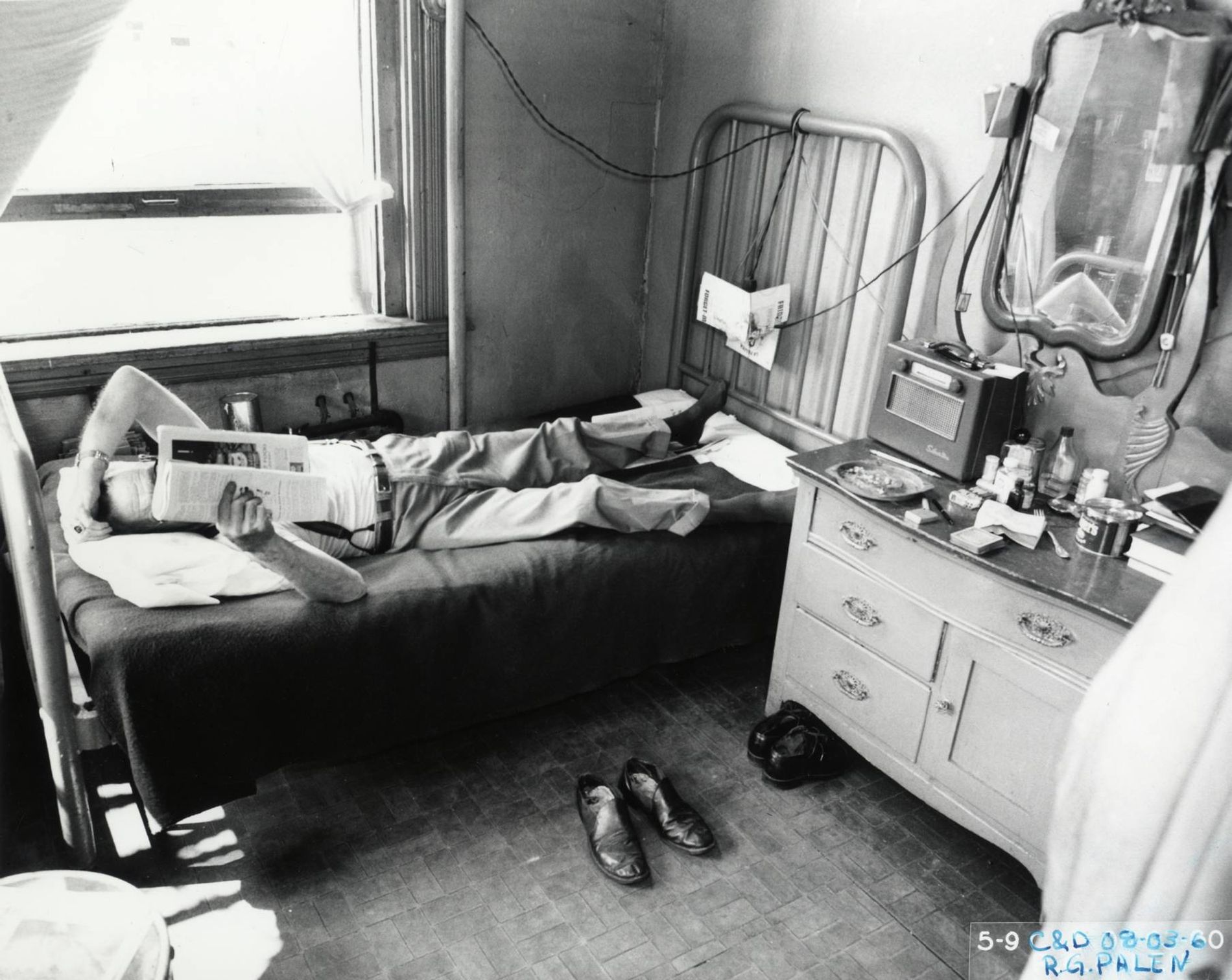 Room in Pioneer Hotel, taken by the city of Minneapolis. Photo courtesy of the Minnesota Historical Society.